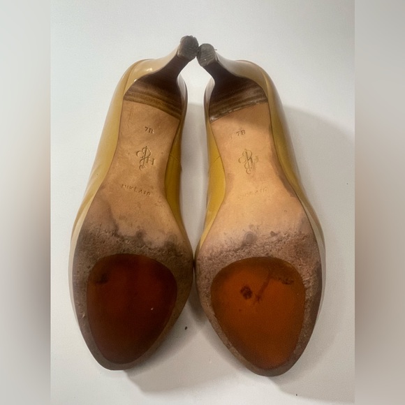 Cole Haan Beige Patent Leather Air Heels Pumps Womens Size 7B Mustard - Picture 5 of 12